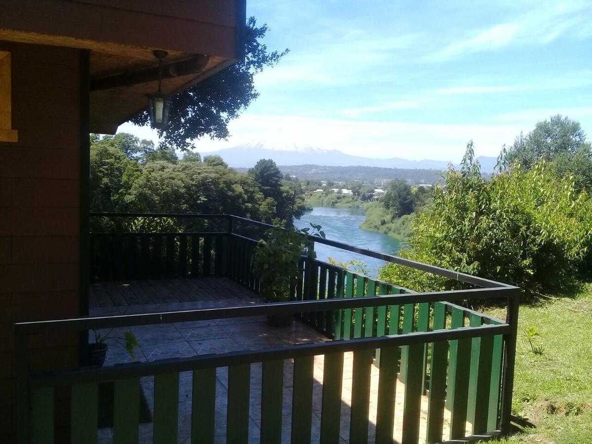 Cabanas Portal Del Rio Villarrica Exterior photo